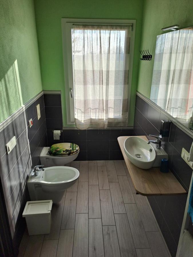 B&B Ai Prati Lesignana エクステリア 写真